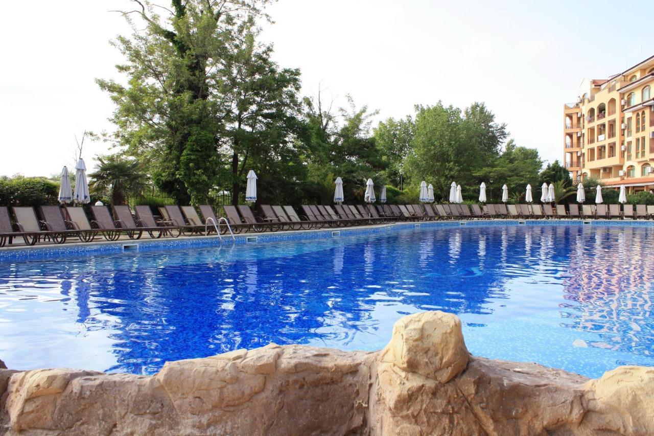 Tiara Beach Slăntjev Brjag Exteriör bild
