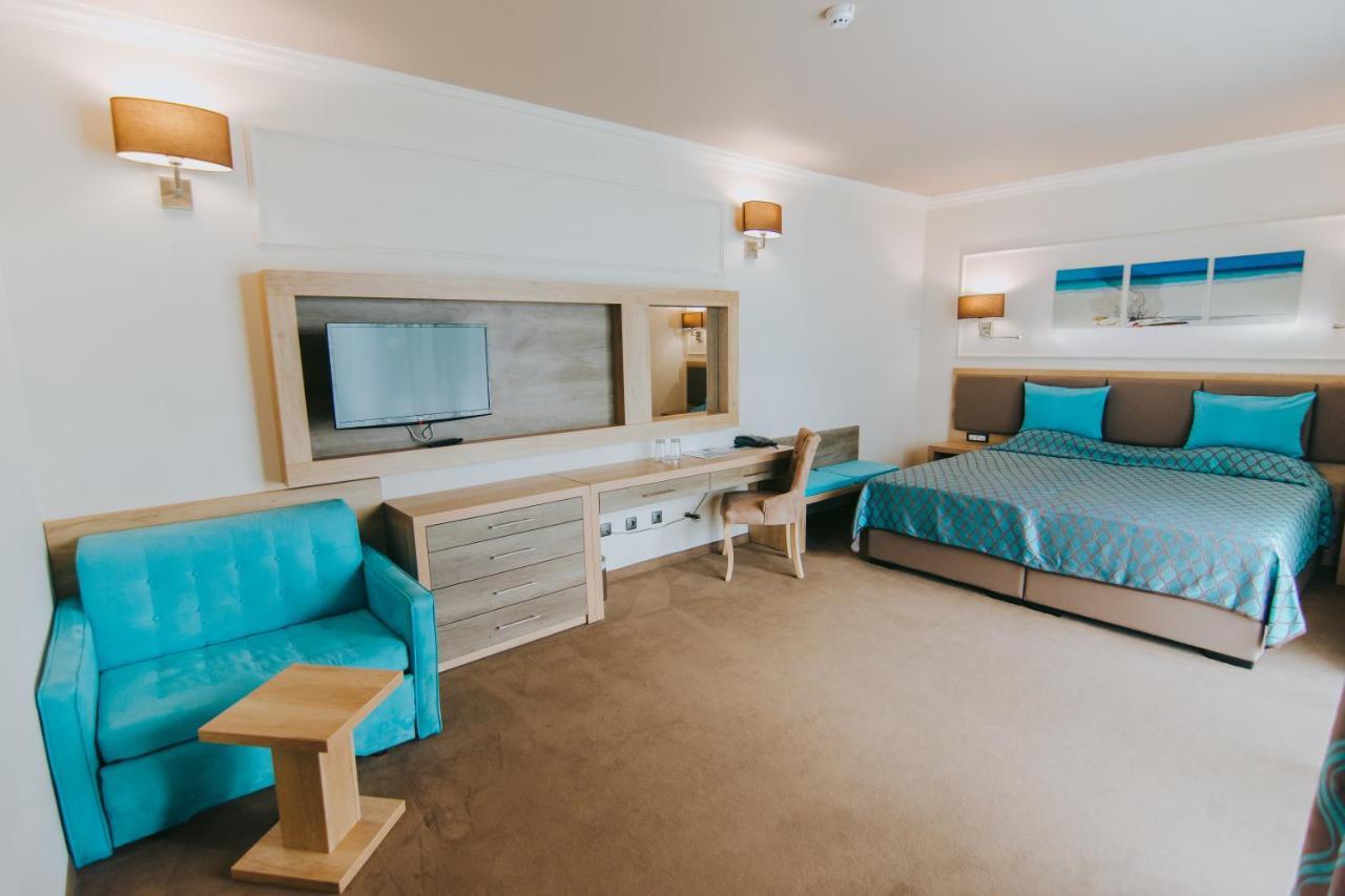 Tiara Beach Slăntjev Brjag Exteriör bild