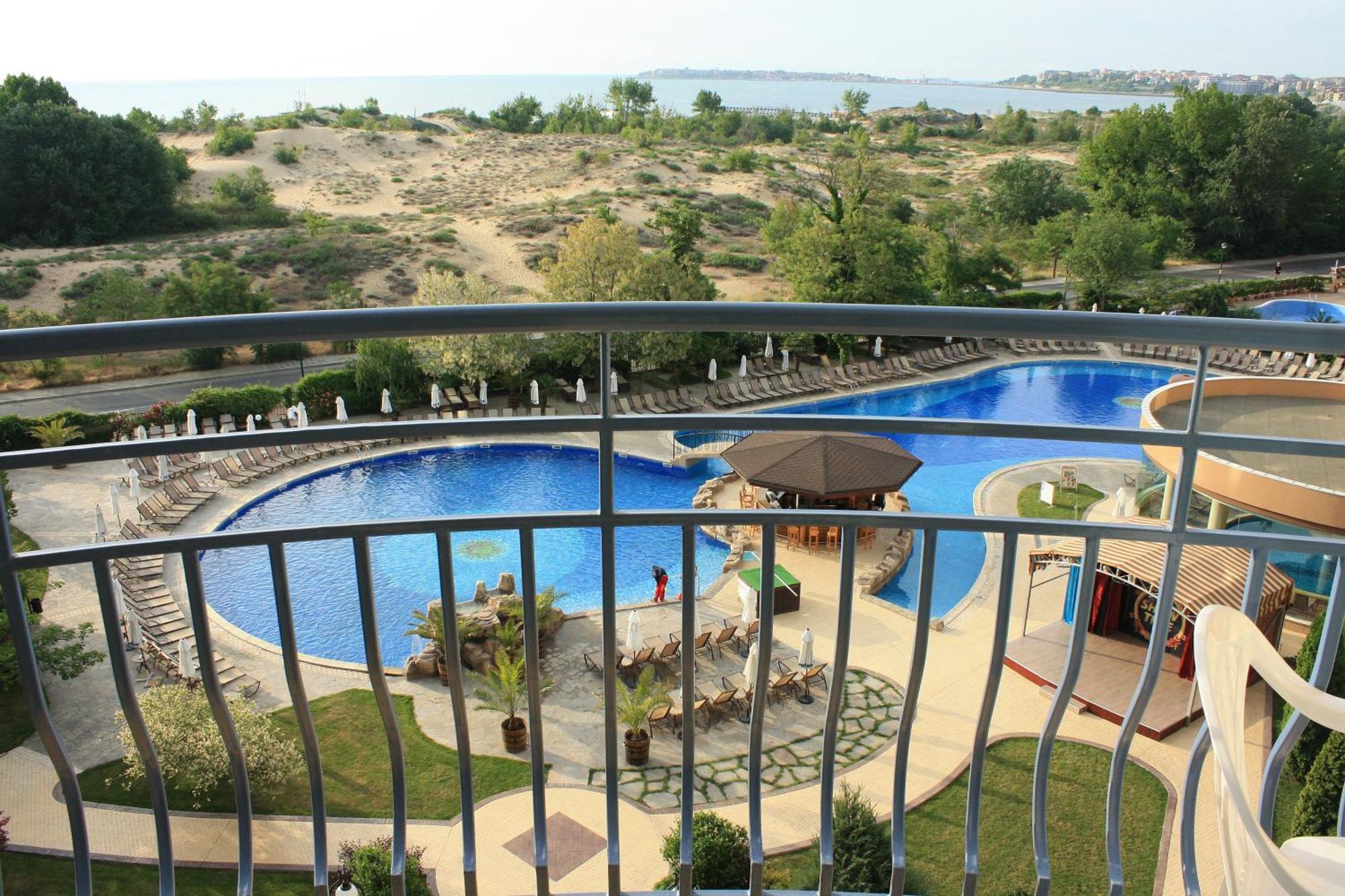 Tiara Beach Slăntjev Brjag Rum bild